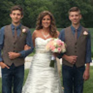 Meet your Posher, Ashley